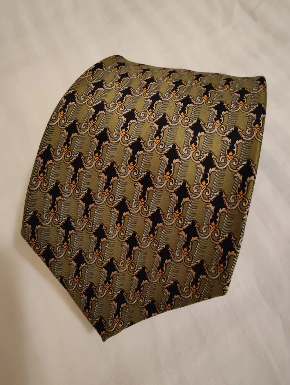 Gianfranco Ferré Silk Tie – 1990s Baroque Motif